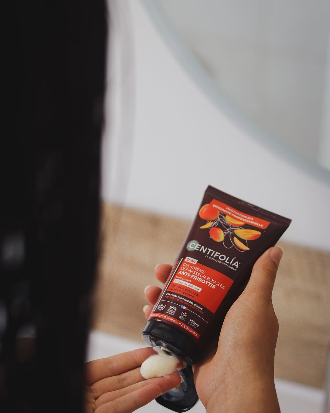 Gel-Crème Définisseur de Boucles 2en1, Anti-Frisottis
