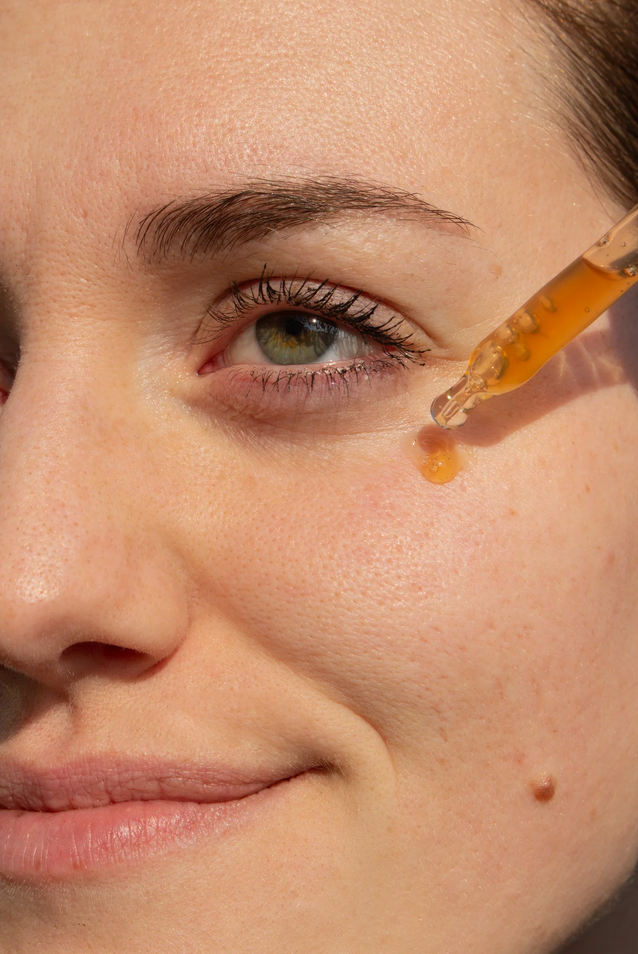 Contour des Yeux Défatiguant