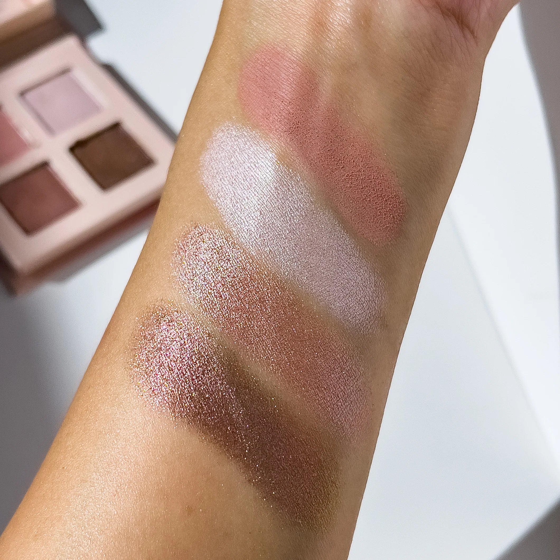 Mini Palette Rose Quartz Crystal