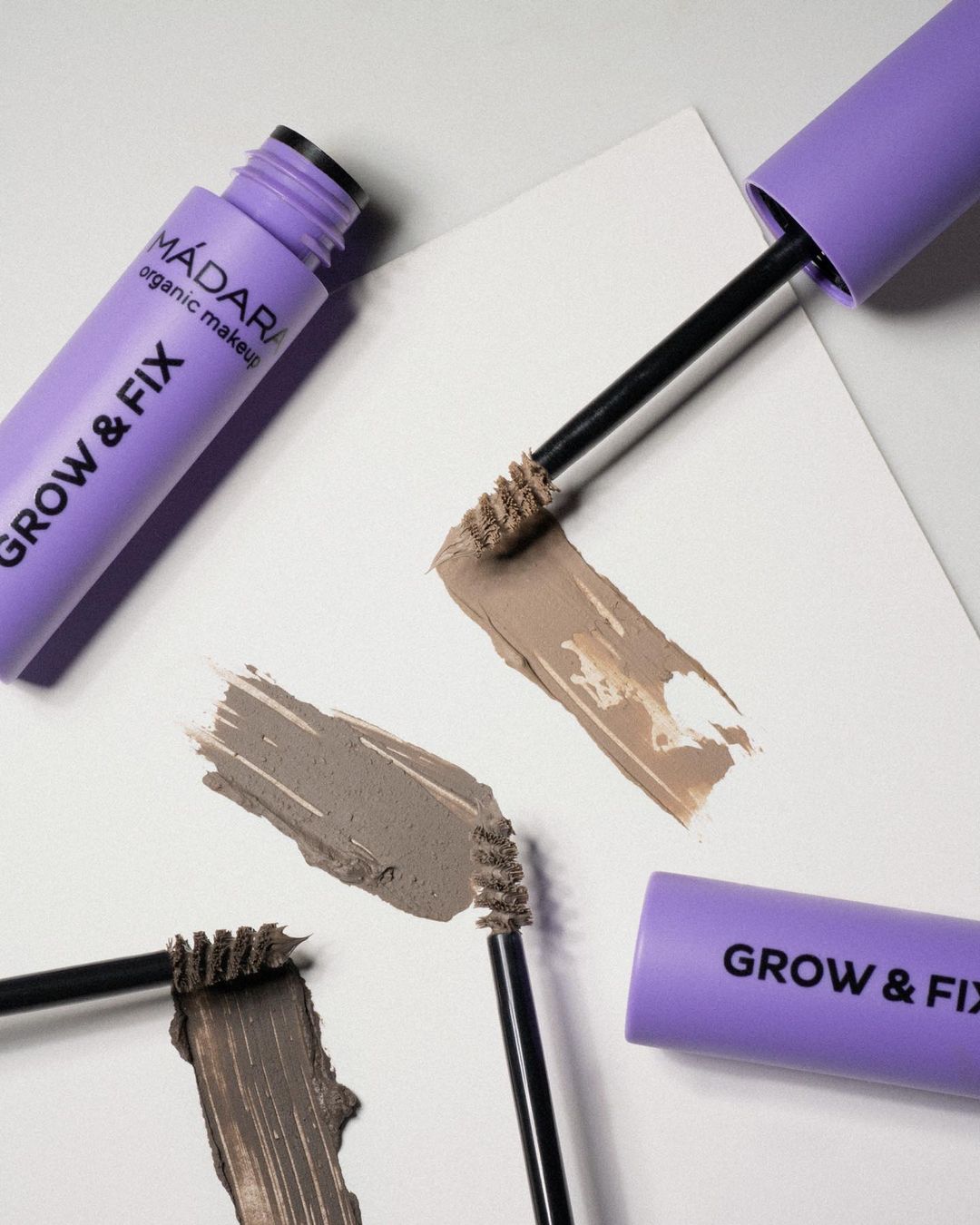 Mascara à Sourcils Teinté GROW & FIX