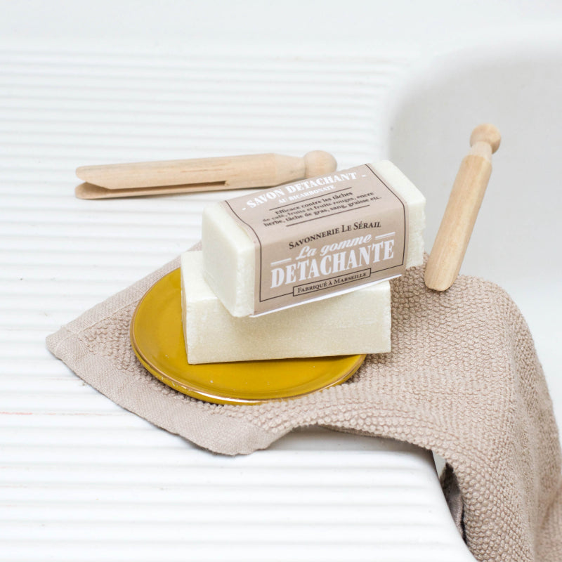 Gomme Détachante au Savon de Marseille et Bicarbonate
