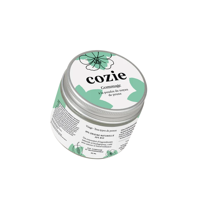 Gommage Visage à la Poudre de Noyau de Prune