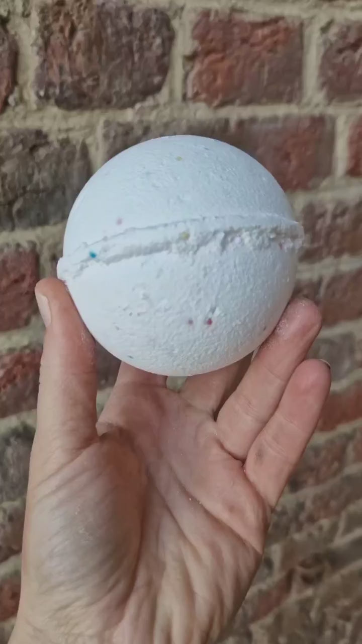 Bombe de Bain Moussante &quot;So Girly&quot;